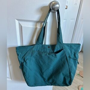 Lululemon Side-Cinch Shopper Bag 18L